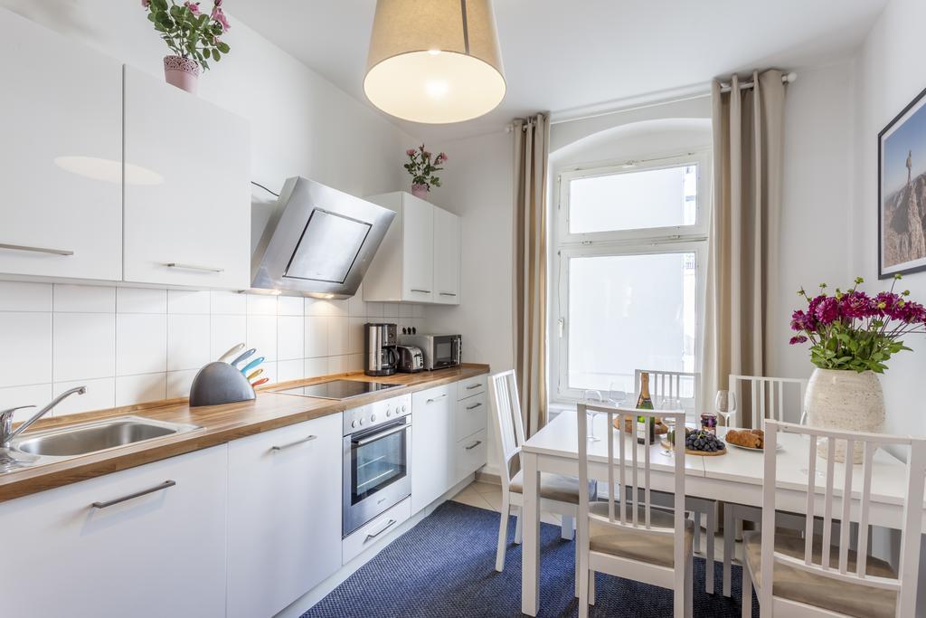 The Rheinsberger - Cosy 2br One Living Up To 6 * Berlino